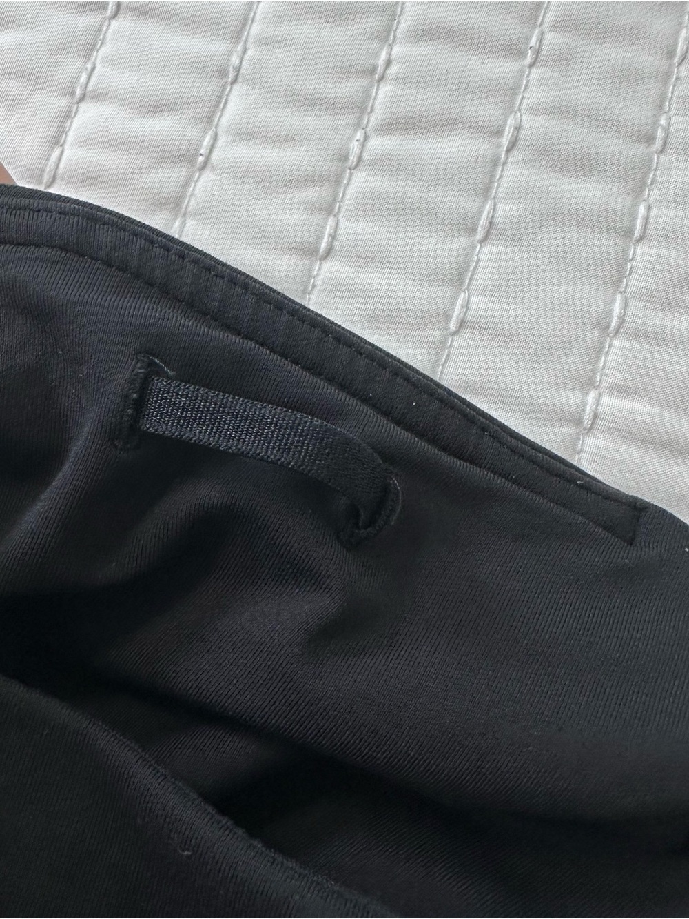 lululemon Runday Black Cropped High-Rise Capri Ruched Zipper Pocket Legging 4 - Picture 13 of 13